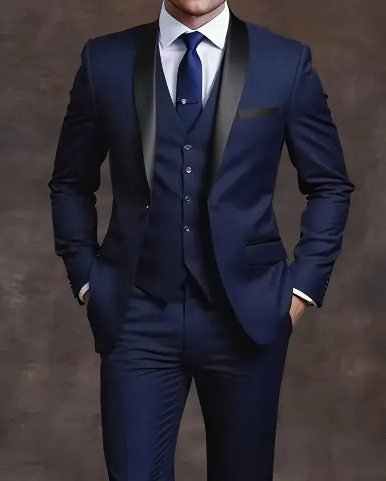 Blue suit with a white shirt and tie  